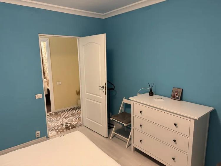 Apartament cu 2 camere decomandat în Berceni