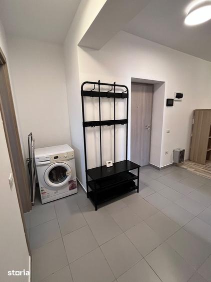 Apartament cu 2 camere, mobilat în Central