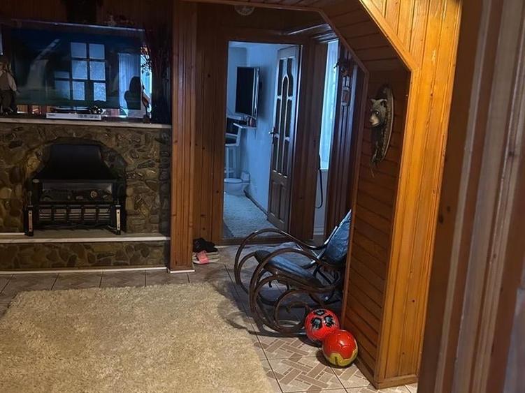 Apartament cu 4 camere decomandat în Burdujeni