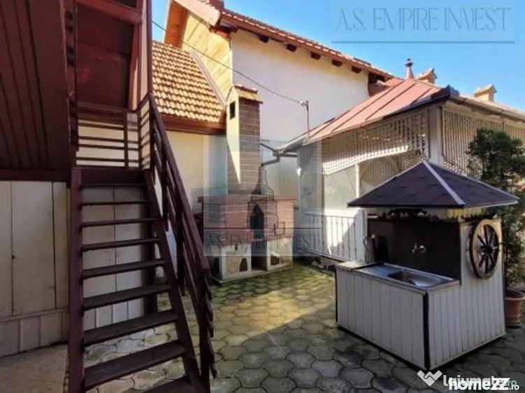Casă cu 11 camere cu Teren 1000 Mp în Tărlungeni