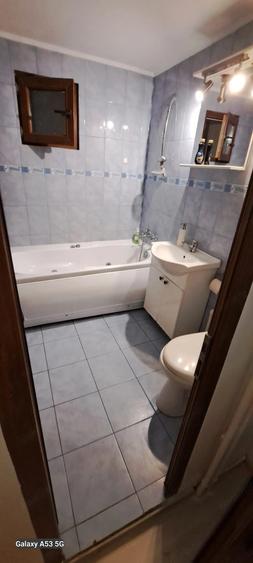 Garsonieră decomandată în Rahova