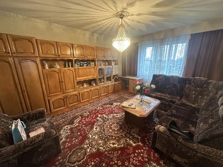 Casă individuală cu 4 camere cu Canalizare în Cetate