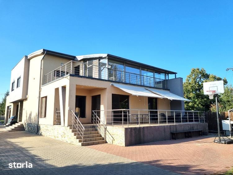 Casa moderna construita pe un teren de 2297 mp - 1
