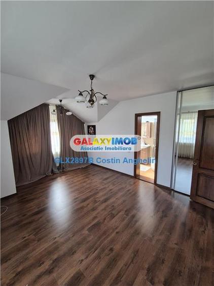 Casă cu 5 camere cu Teren 850 Mp în Central