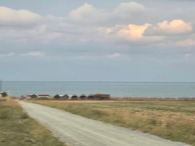 Teren Construcții extravilan de 140000 mp, în Tuzla