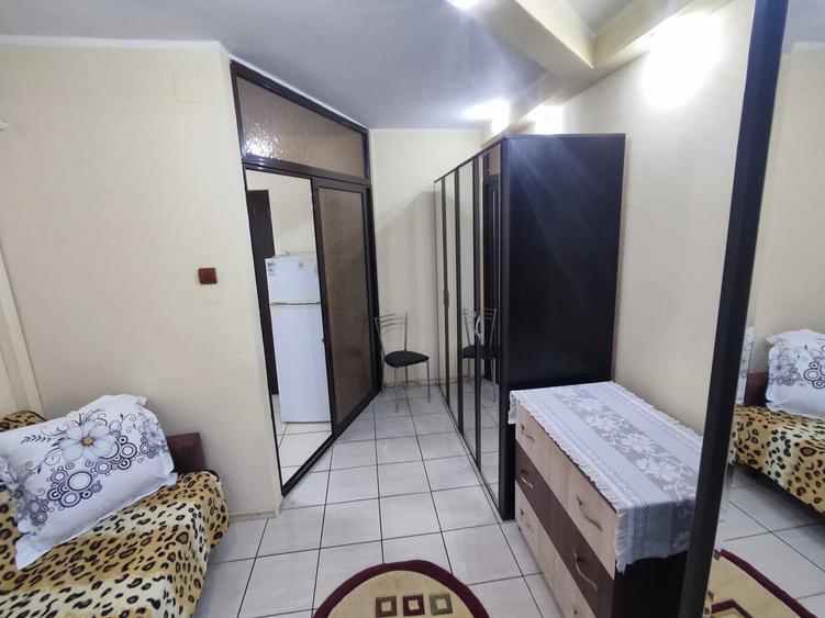 Inchiriez apartament 2 camere etaj 1 Micro 19 - 5