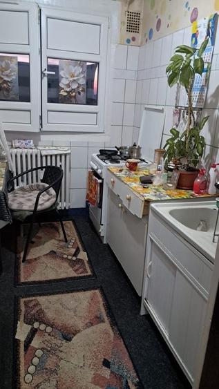Apartament cu 2 camere semidecomandat în Sălăjan