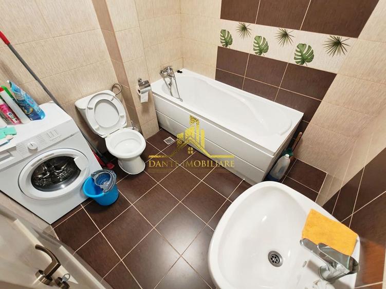 Apartament cu 2 camere semidecomandat, mobilat în Borhanci