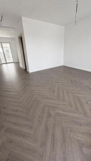 Casă cu Teren 300 Mp în Urseni