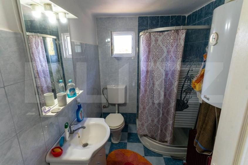 Casă individuală cu 3 camere cu Teren 4000 Mp în Rovina (Brănișca)