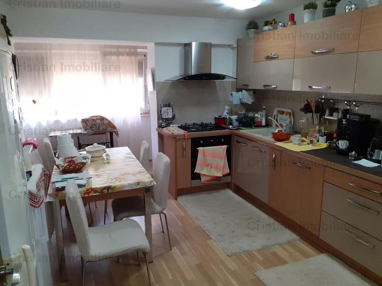 Apartament cu 3 camere decomandat, mobilat în Dorobanți