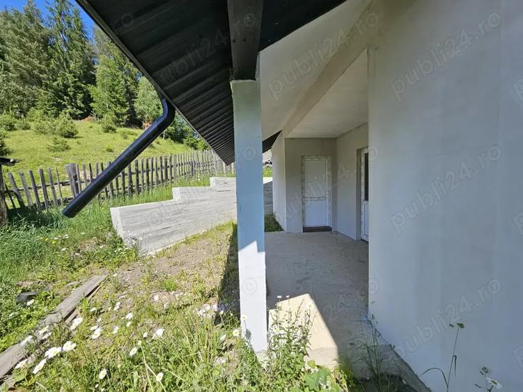 Casă cu 4 camere în Breaza