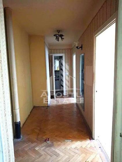 Apartament cu 3 camere, decomandat, centrala proprie,Spit... - 6