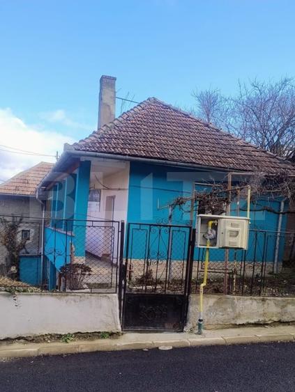 Casă individuală cu 2 camere cu Teren 200 Mp în Central