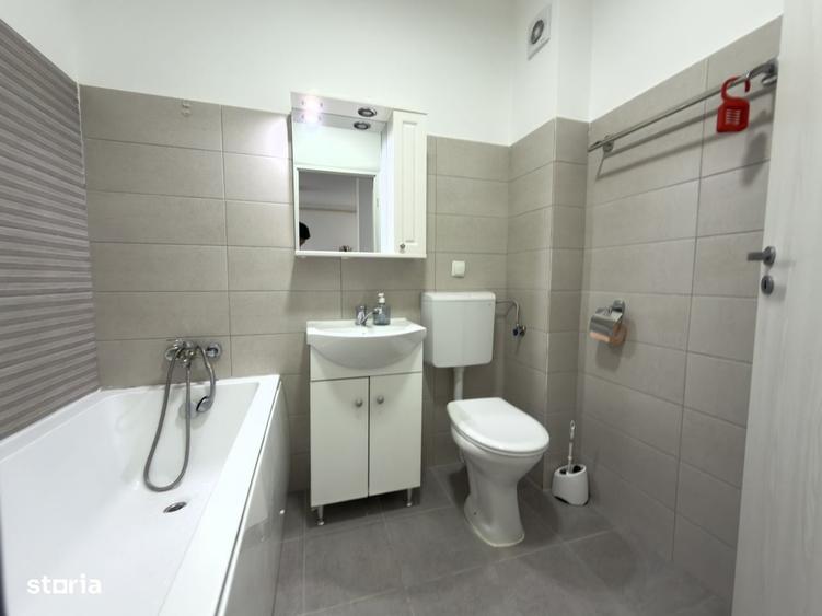 Apartament cu 2 camere decomandat în Central — fotografia 3