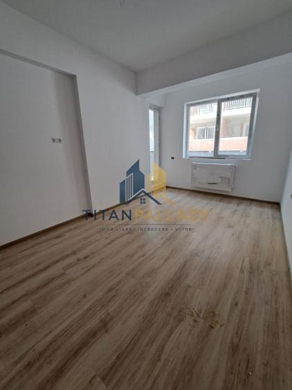 Apartament cu 2 camere decomandat în Theodor Pallady
