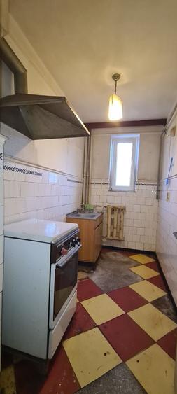 Apartament cu 3 camere decomandat în Păcurari