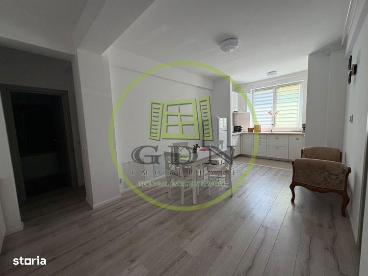 Apartament cu 2 camere decomandat, mobilat în Central