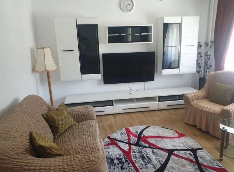 Apartament cu 4 camere decomandat, mobilat în Vitan Mall