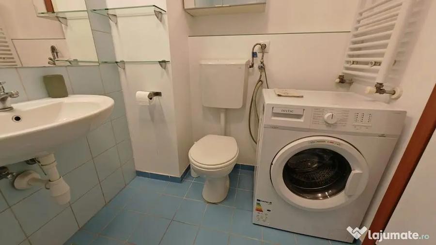 Apartament cu 2 camere decomandat, mobilat în Păcii