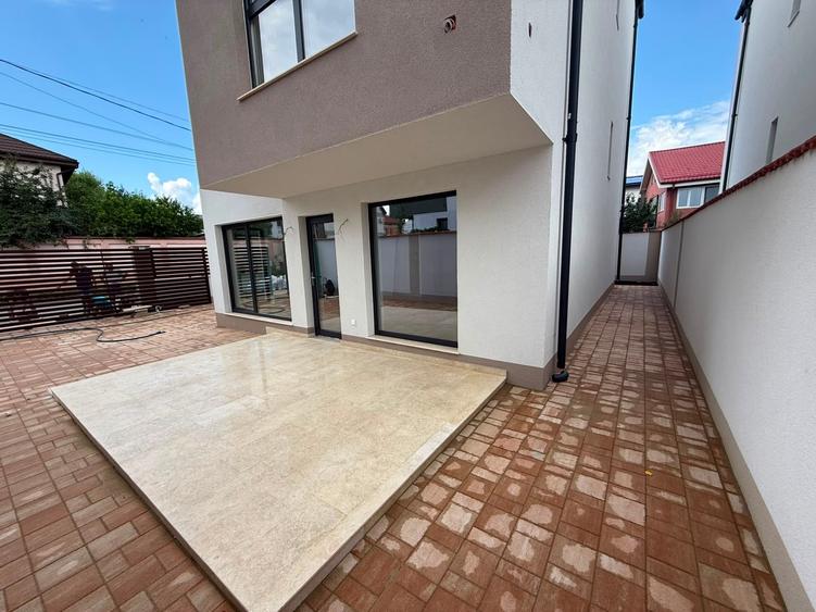 Casă individuală cu 4 camere cu Teren 280 Mp în Prelungirea Ghencea