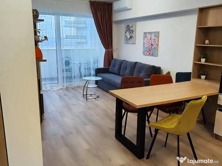 Apartament cu 2 camere semidecomandat în Lotus