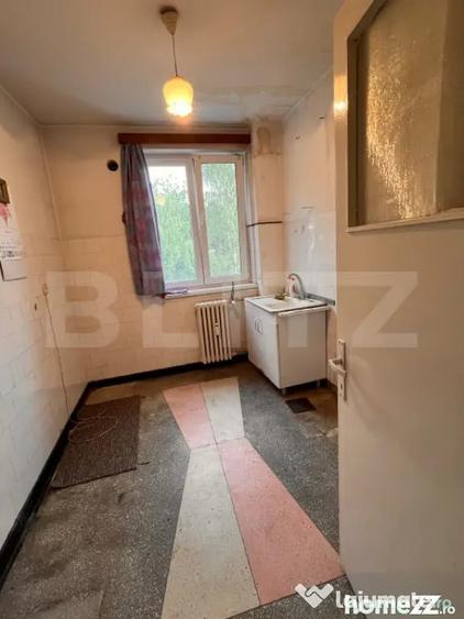 Apartament cu 3 camere, ultracentral, semidecomandat - Suceava (Suceava) - 7