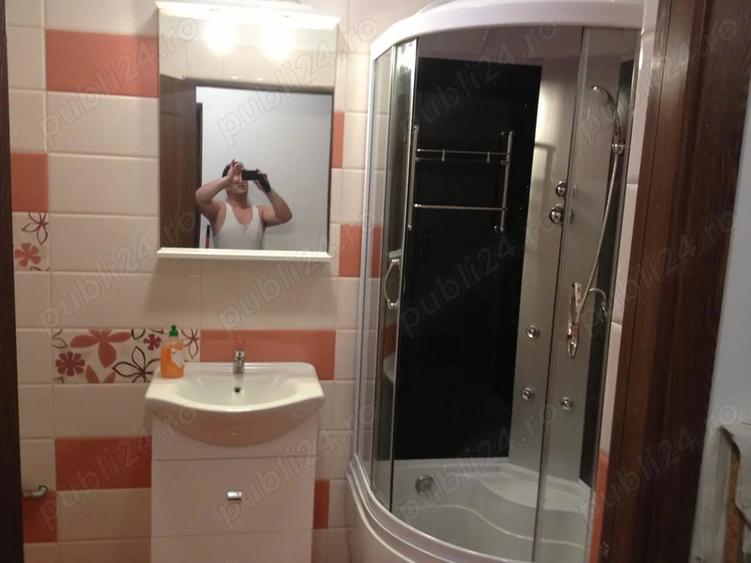 Apartament cu 3 camere decomandat în Florești