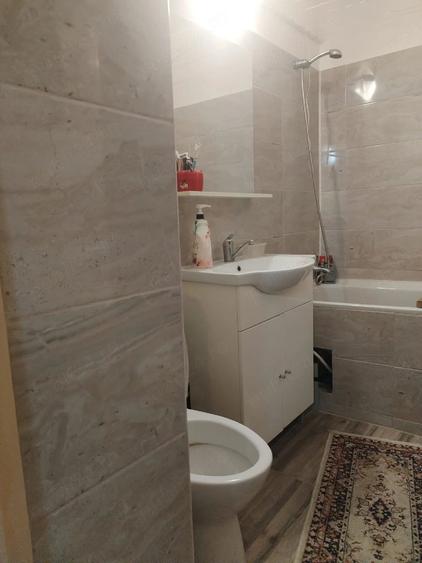 Garsonieră decomandată în Oancea