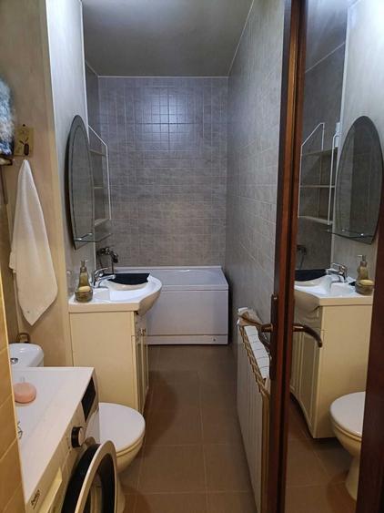Garsonieră decomandată în Central
