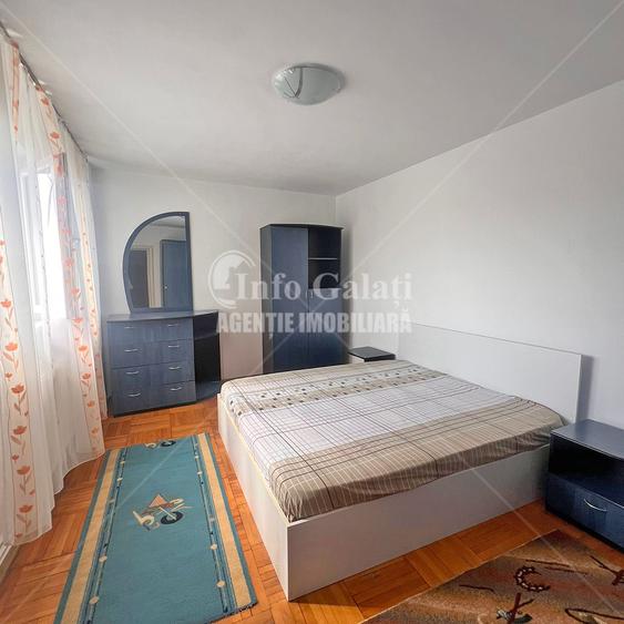 Apartament cu 2 camere decomandat în Mazepa 1