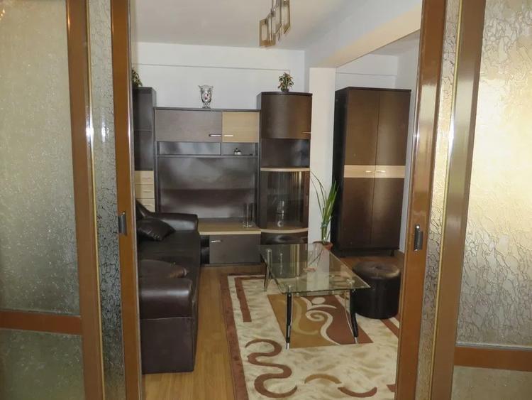 Apartament cu 2 camere decomandat, mobilat în Cug