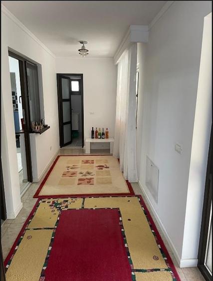 Casă individuală cu 4 camere cu Teren 2500 Mp în Făcău