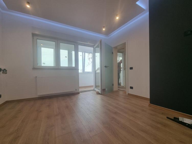 Apartament cu 2 camere semidecomandat, mobilat în Dacia