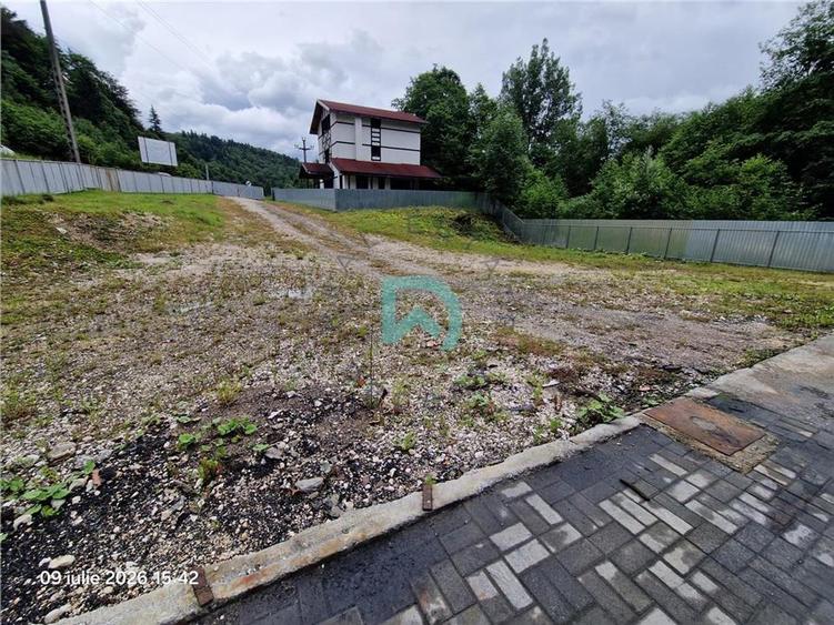 Teren intravilan de 2180 mp, în Periferie