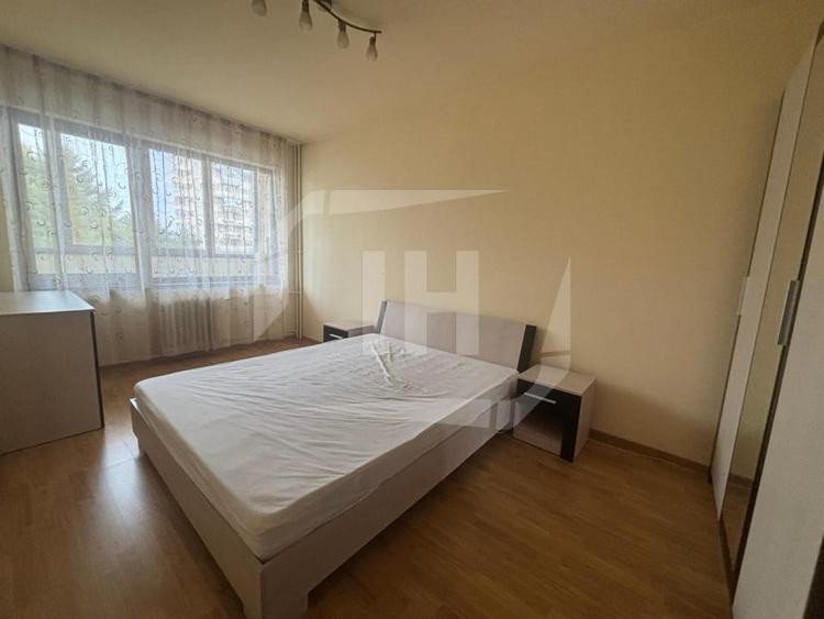 Apartament cu 3 camere semidecomandat, mobilat în Gheorgheni
