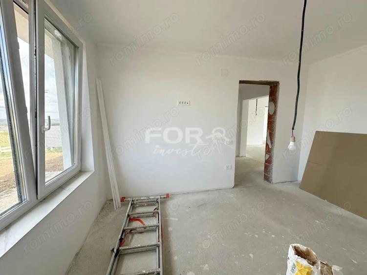 Casă cu 4 camere cu Teren 600 Mp în Paleu