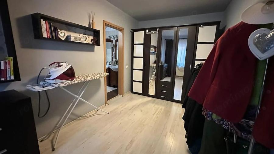 Casa individuala 6 camere cu teren 700 mp si garaj in Selimbar - 20