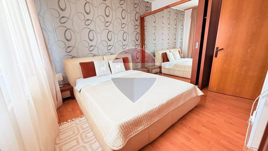 Apartament cu 2 camere decomandat în Drumul Taberei