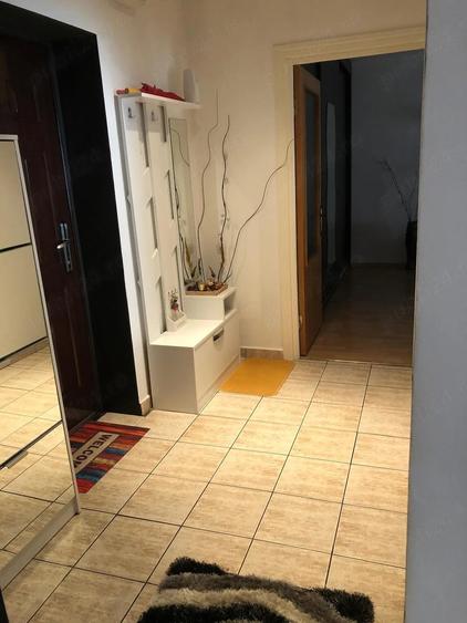 Apartament cu 2 camere decomandat în Buzaului