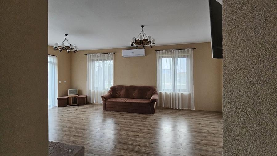 Casă individuală cu 5 camere cu Canalizare în Liebling