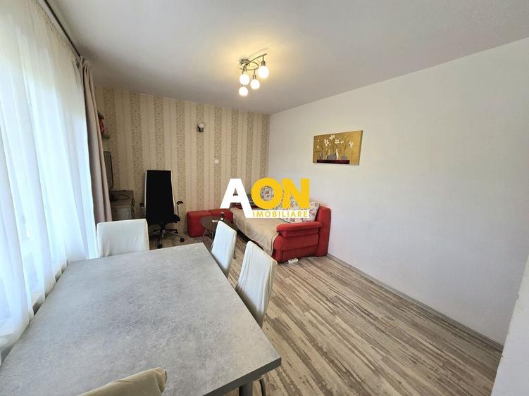Apartament cu 2 camere decomandat, mobilat în Central