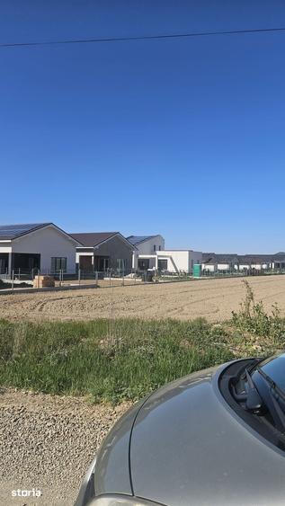 Casă cu 3 camere cu Teren 503 Mp în Nufărul