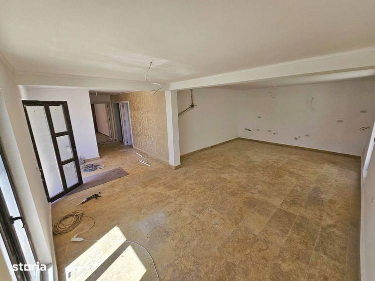 Casă cu 3 camere cu Teren 317 Mp în Central