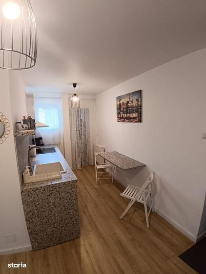 Apartament cu 2 camere decomandat, mobilat în 1 Mai