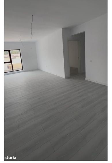 Apartament cu 3 camere în Păulești