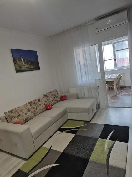 Apartament cu 2 camere semidecomandat în Chiajna