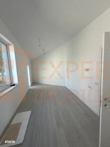 Casă cu 3 camere în Dacia