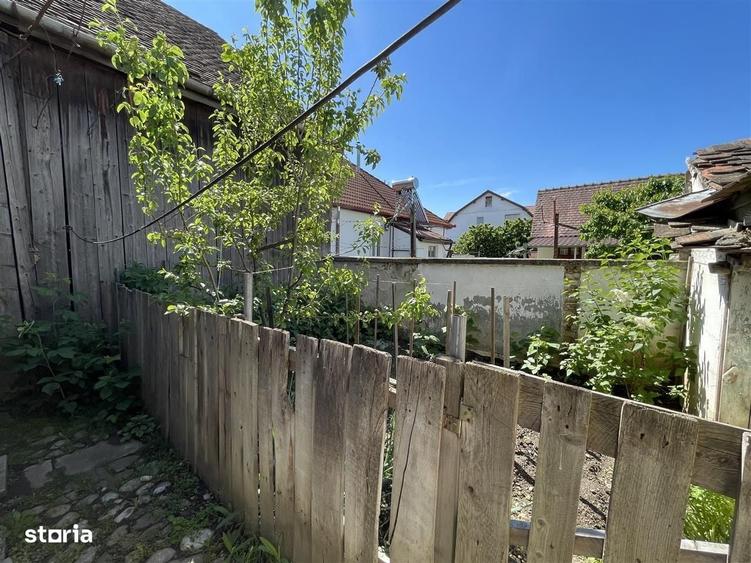 Casă cu 4 camere cu Teren 513 Mp în Șura Mică