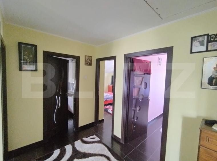 Casă individuală cu 5 camere cu Garaj în Malu Mare